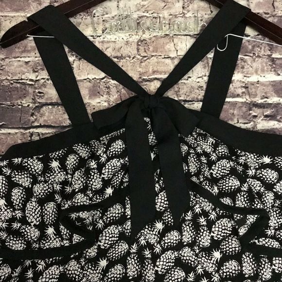 Bcx Juniors' Pineapple Print‎ Halter Top NWT - Picture 3 of 6